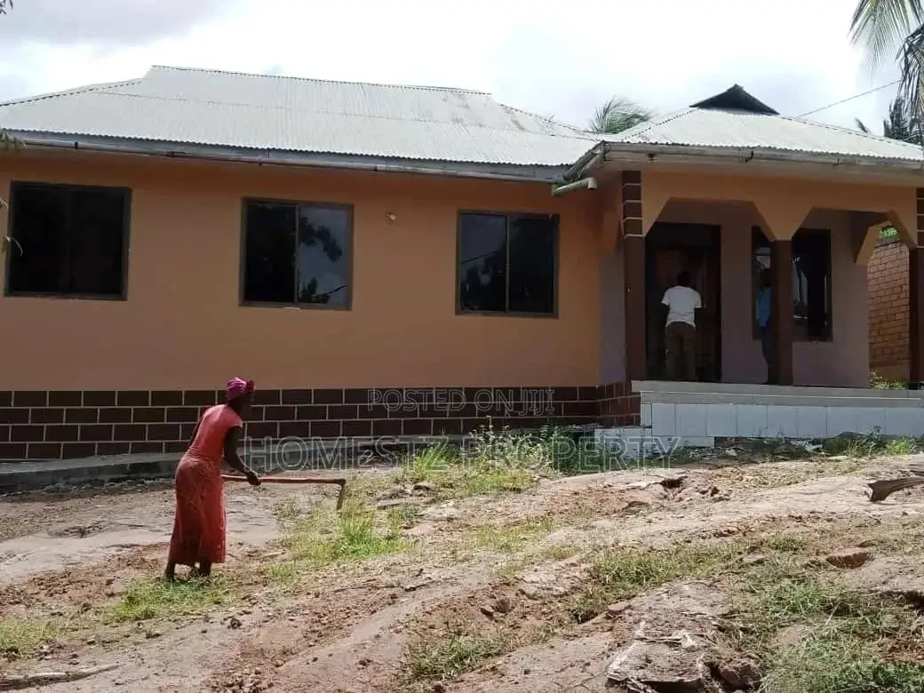Furnished 3bdrm House in Evans Mansa, Kinondoni for Sale in Kinondoni