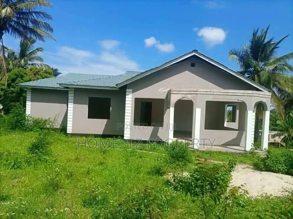 4bdrm House in Evans Mansa, Kinondoni for Sale in Kinondoni