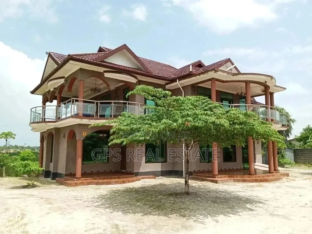 4bdrm Bungalow in Safari Slayo, Kinondoni for Sale in Kinondoni