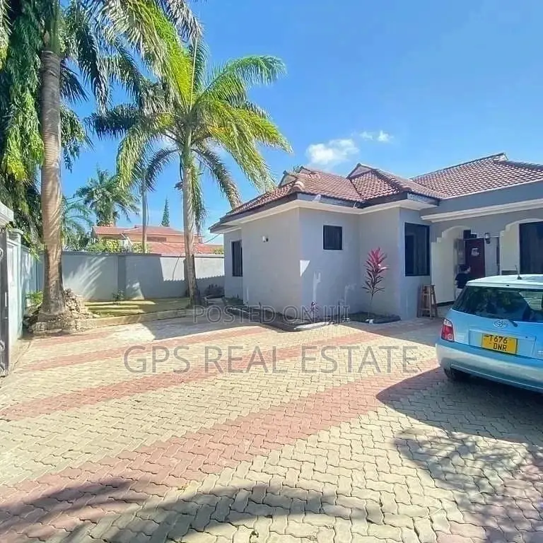 3bdrm House in Safari Slayo, Kinondoni for Sale in Kinondoni