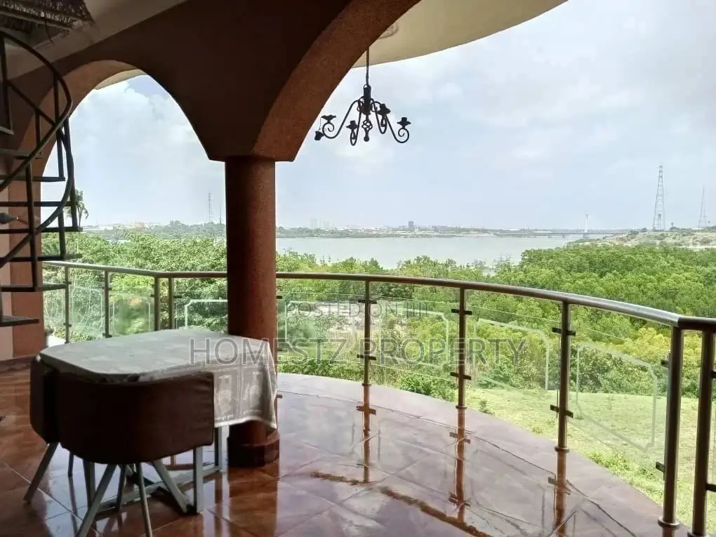 3bdrm House in Safari Slayo, Kinondoni for Sale in Kinondoni