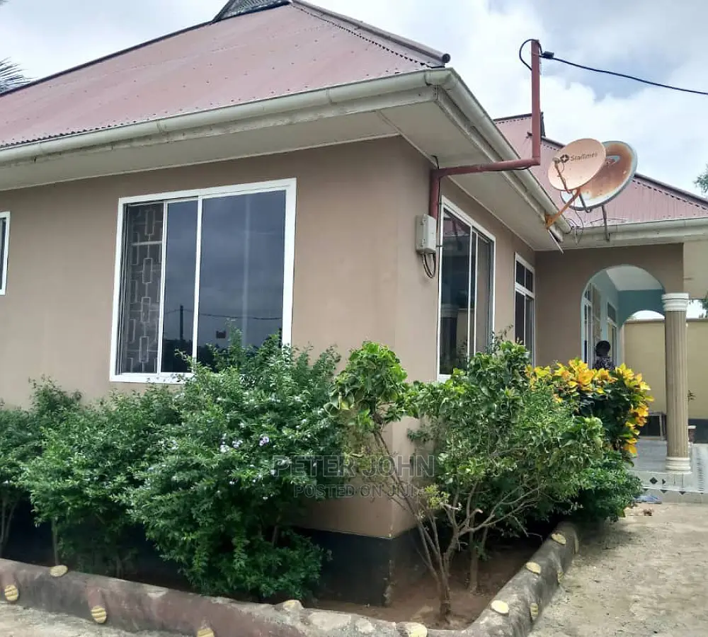 3bdrm House in Mbezi for Sale in Mbezi