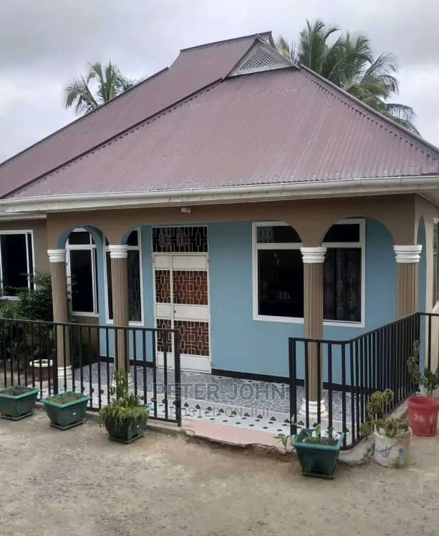 3bdrm House in Mbezi for Sale in Mbezi