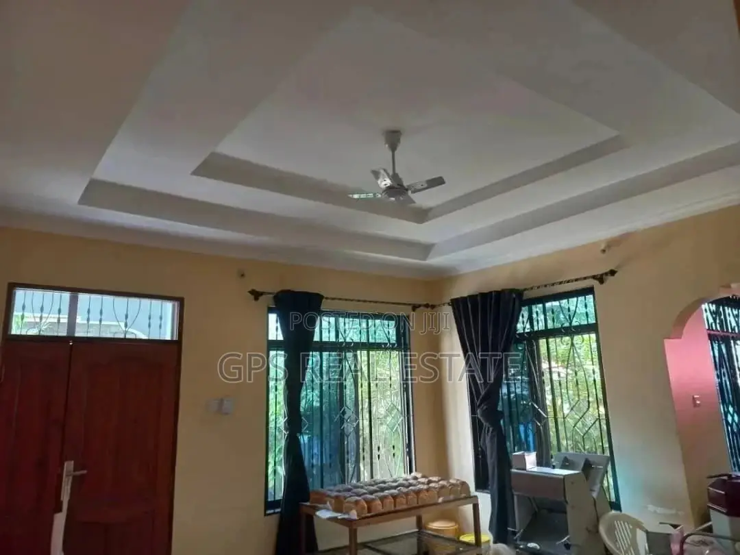 3bdrm House in Safari Mansa, Kinondoni for Sale in Kinondoni
