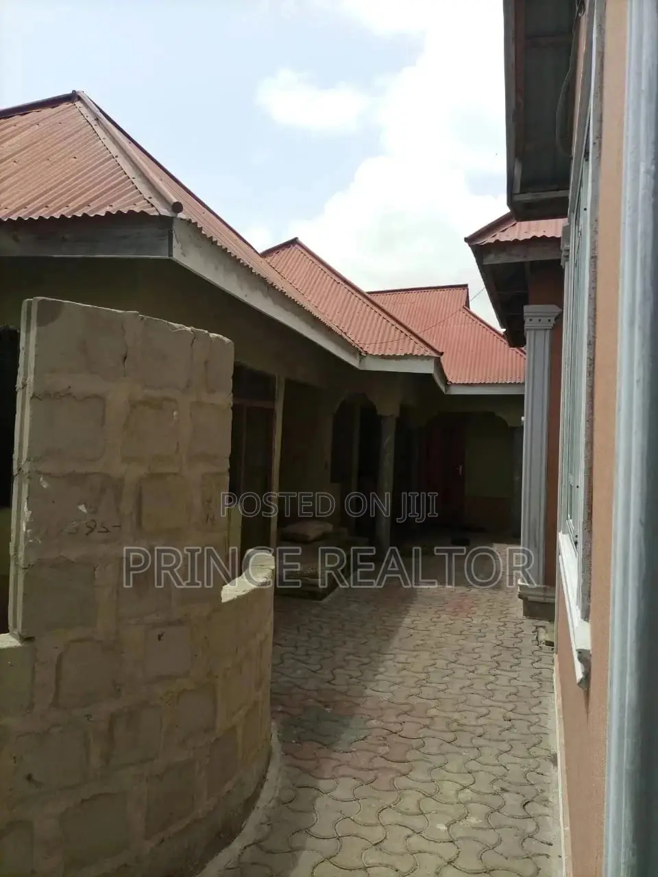 3bdrm House in Safari Mansa, Kinondoni for Sale in Kinondoni