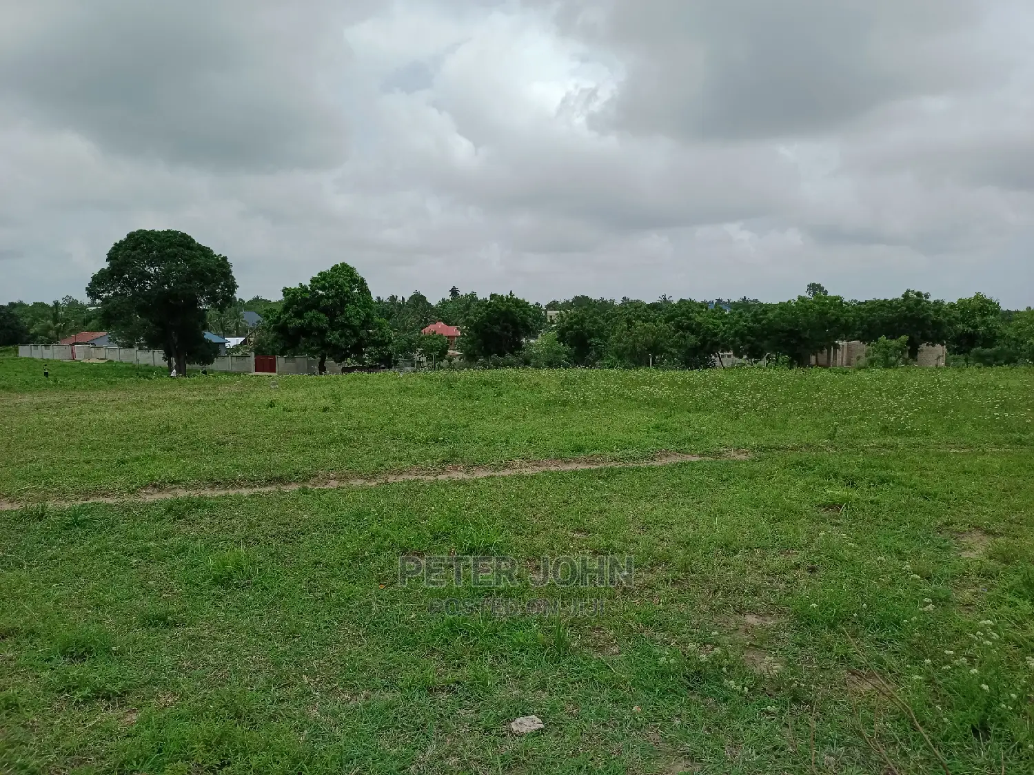 Kiwanja Tambarare Lami Mita100 in Goba