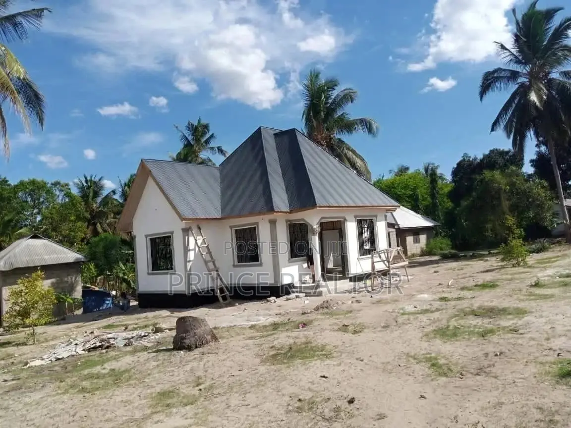 3bdrm House in Safari Mansa, Ilala for Sale in Ilala