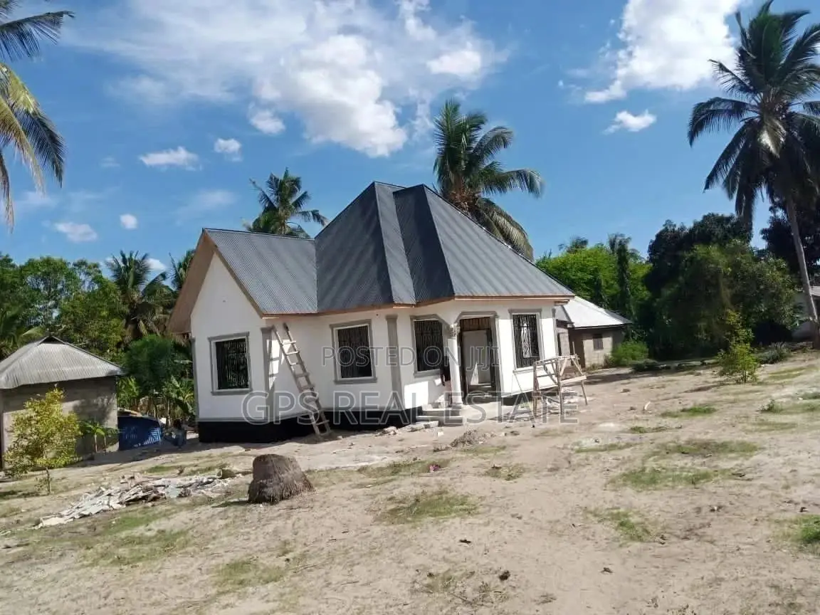 3bdrm House in Safari Mansa, Ilala for Sale in Ilala