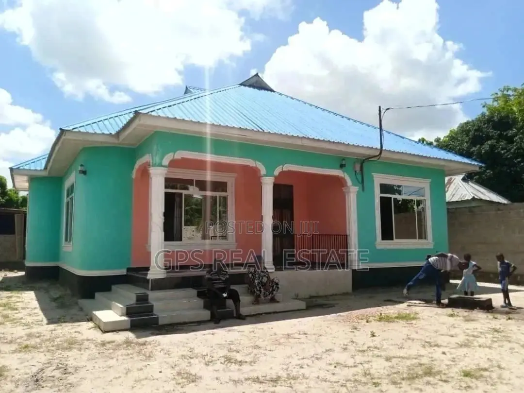 3bdrm House in Safari Mansa, Ilala for Sale in Ilala