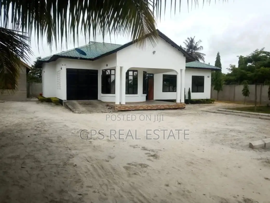 3bdrm House in Safari Mansa, Ilala for Sale in Ilala
