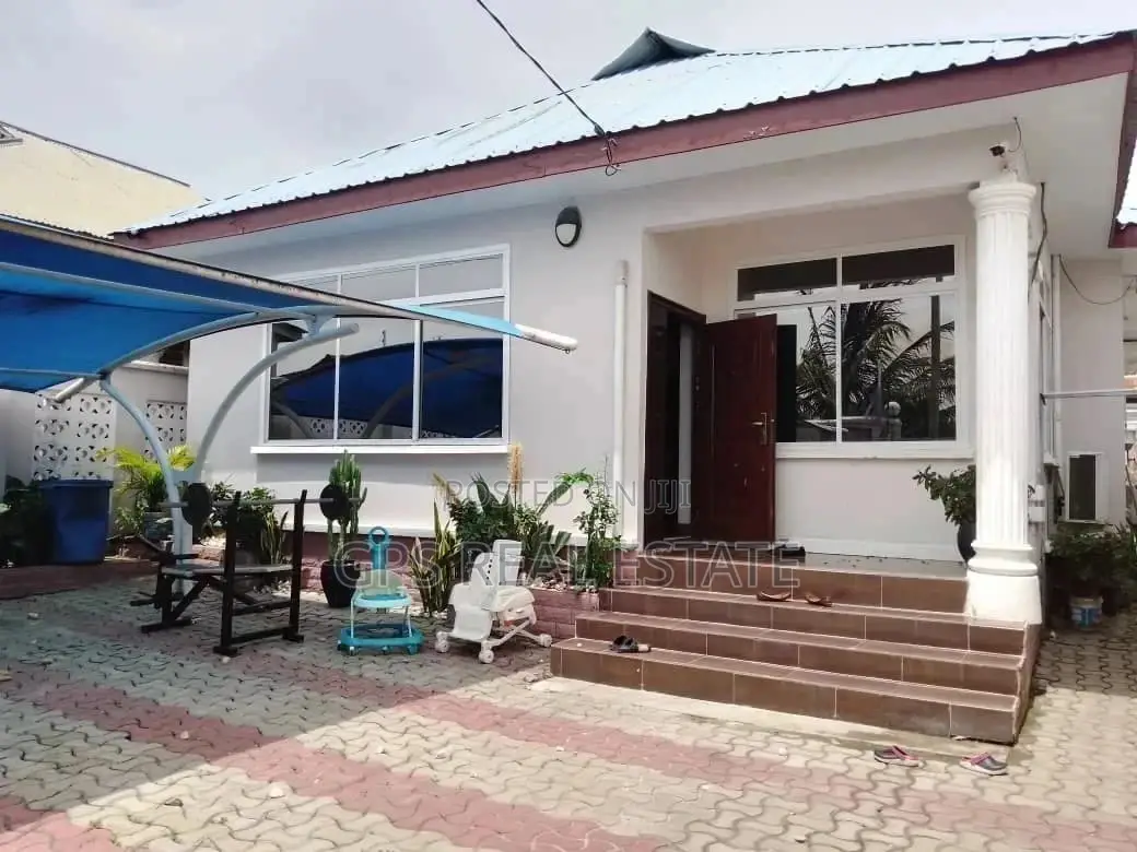 3bdrm House in Safari Mansa, Kinondoni for Sale in Kinondoni