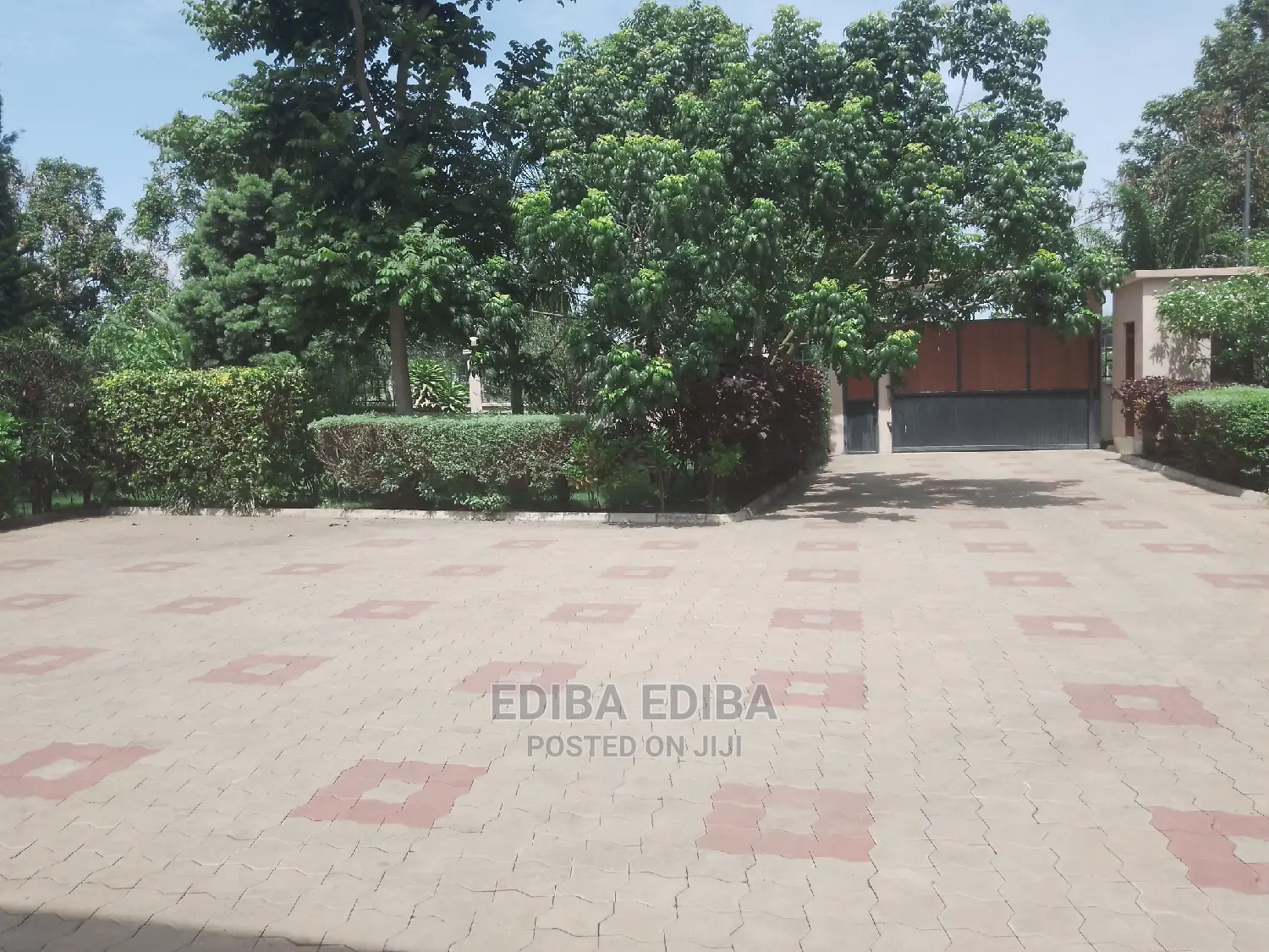 5bdrm House in Ediba Be Real Estate, Arusha for Rent in Arusha