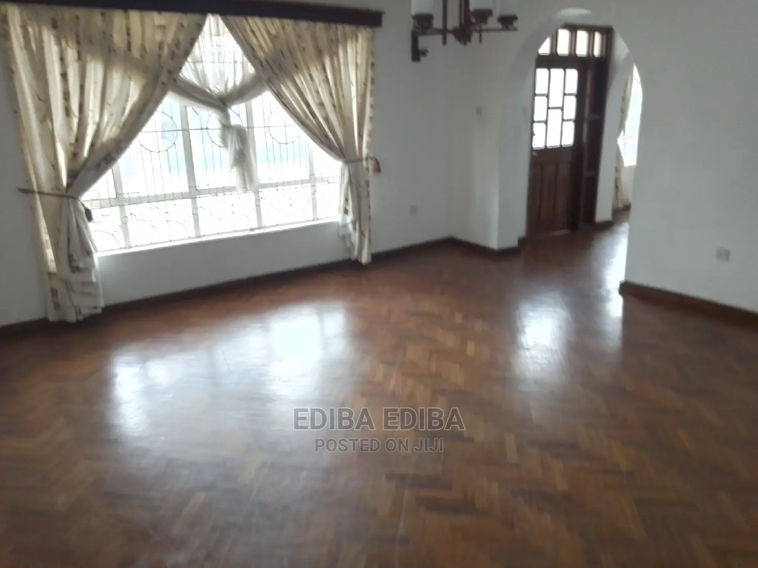 Furnished 7bdrm House in Ediba Real Estate, Central Business Area in Central Business Area