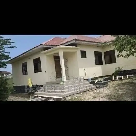 Three Bedroom House In Kibada Kigamboni For Sale in Temeke