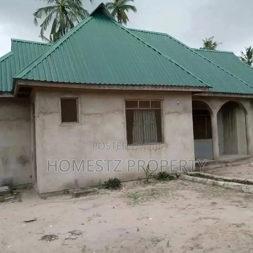 Three Bedroom House In Kisiwani For Sale in Temeke