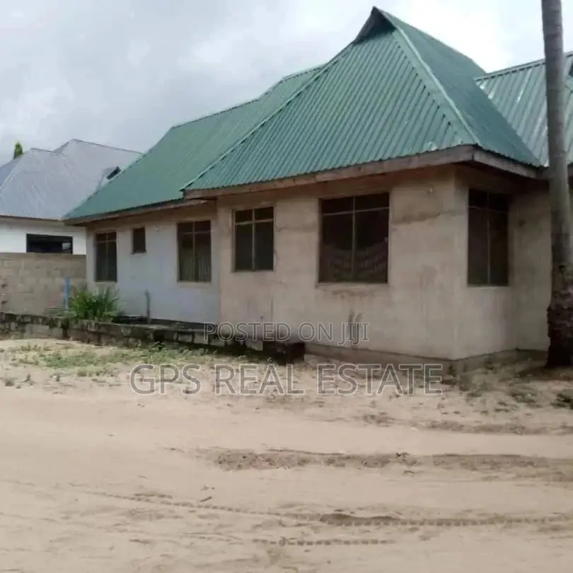Three Bedroom House In Kisiwani For Sale in Temeke