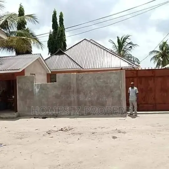 Three Bedroom House In Tabata Lawiti For Sale in Ilala