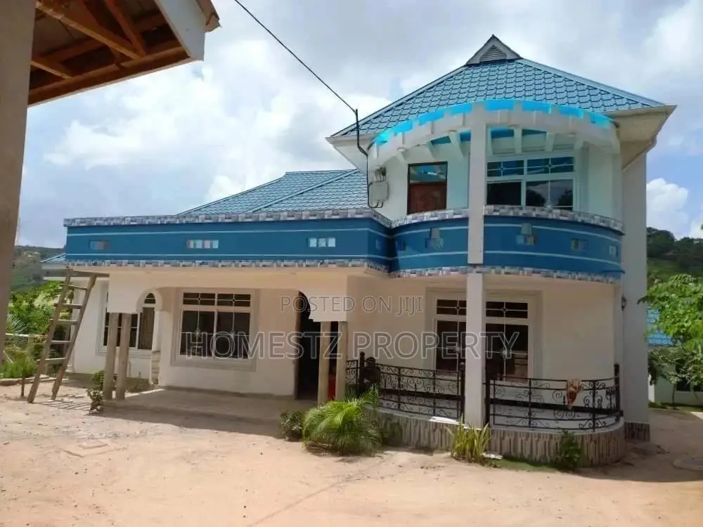 5bdrm House in Mansa Mussa., Kinondoni for Sale in Kinondoni