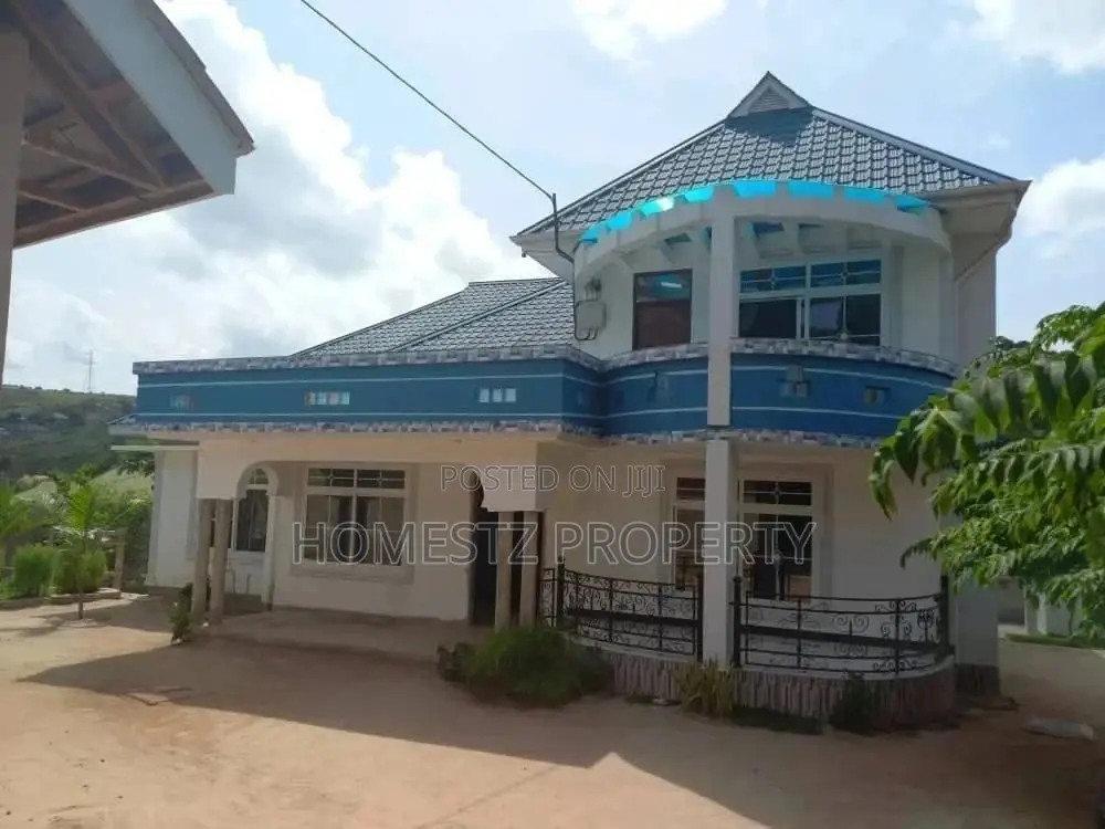 5bdrm House in Mansa Mussa., Kinondoni for Sale in Kinondoni
