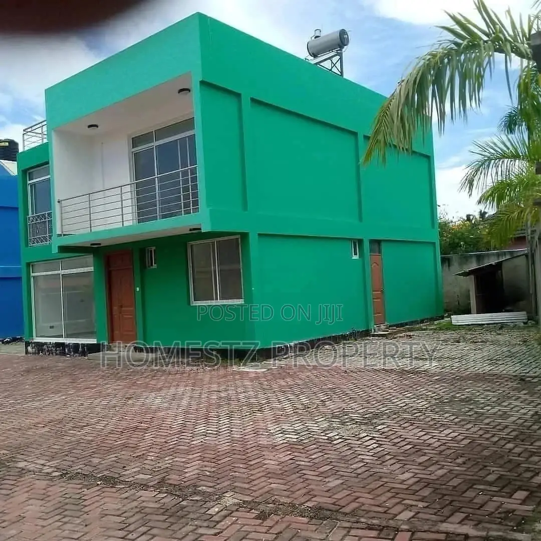 New Four Bedroom Villa In Mbezi Beach For Sale in Kinondoni