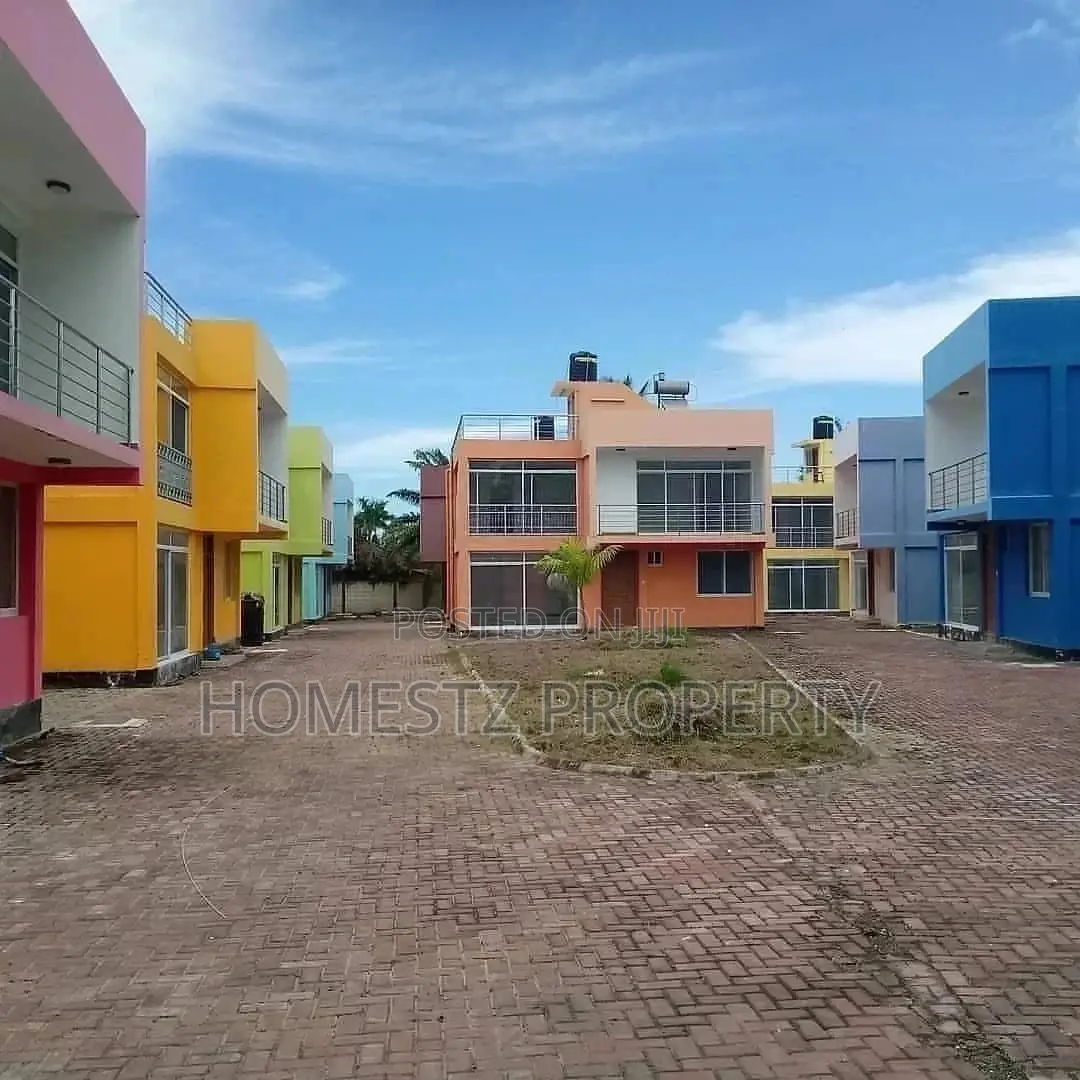 New Four Bedroom Villa In Mbezi Beach For Sale in Kinondoni