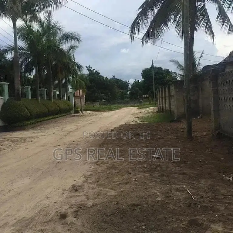 Four Bedroom House In Tegeta Masaiti For Sale in Kinondoni