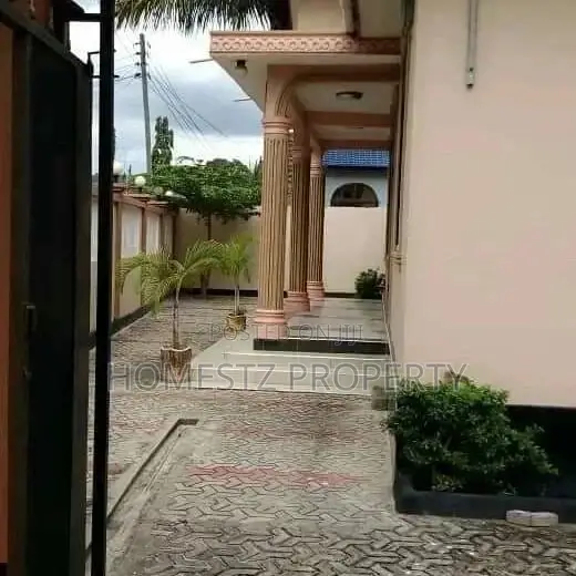 House For Sale in Ilala
