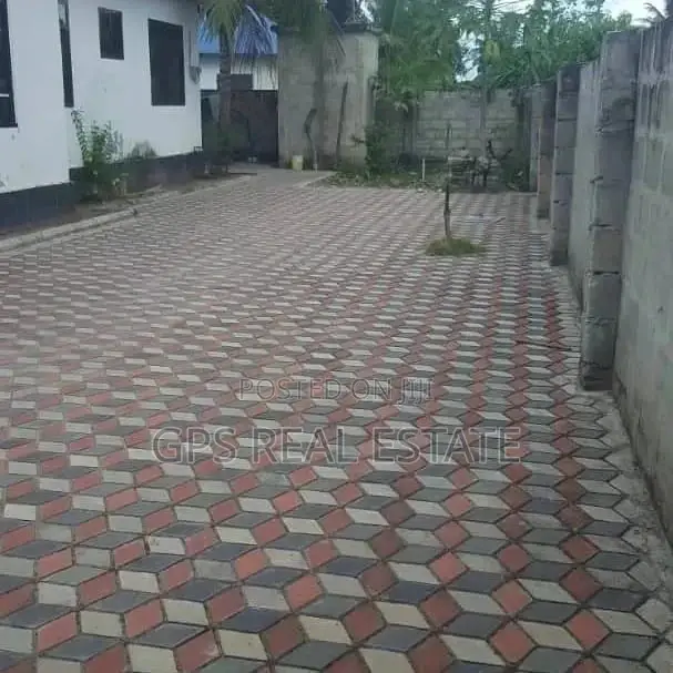 House For Sale in Temeke