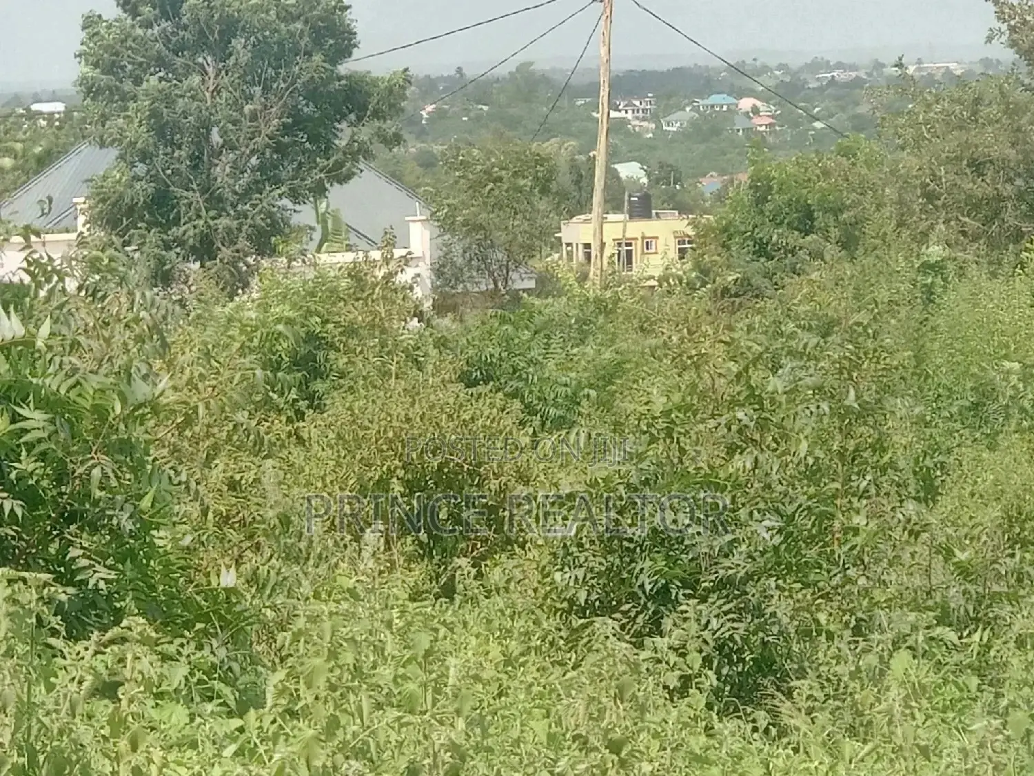 Kiwanja Kinaunzwaaaa in Kinondoni