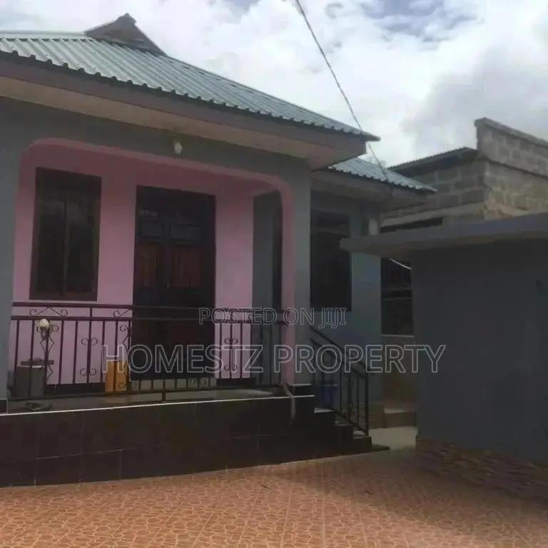 3bdrm House in Mansa Mussa, Kinondoni for Sale in Kinondoni