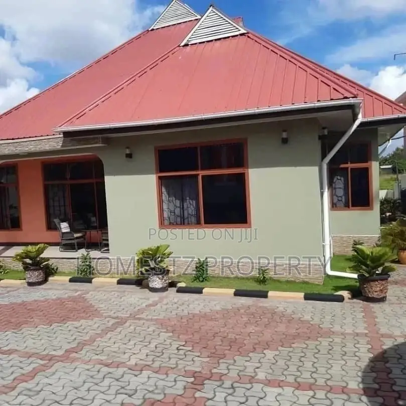 Three Bedroom House In Kigamboni For Sale in Temeke