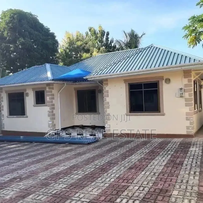 Three Bedroom House In Mapinga For Sale in Bagamoyo