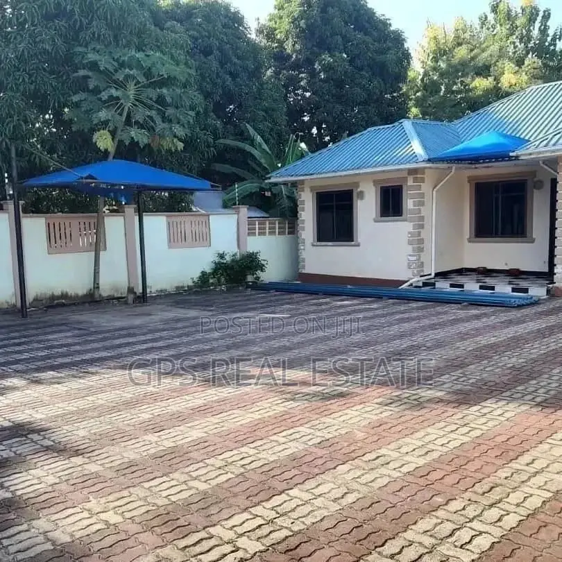 Three Bedroom House In Mapinga For Sale in Bagamoyo
