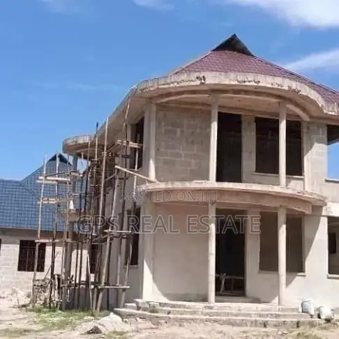 Five Bedroom House In Boko For Sale in Kinondoni