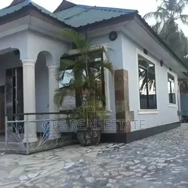 House For Sale in Temeke