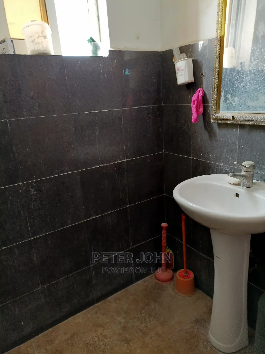 1bdrm Shared Apartment in Kariakoo for rent in Kariakoo