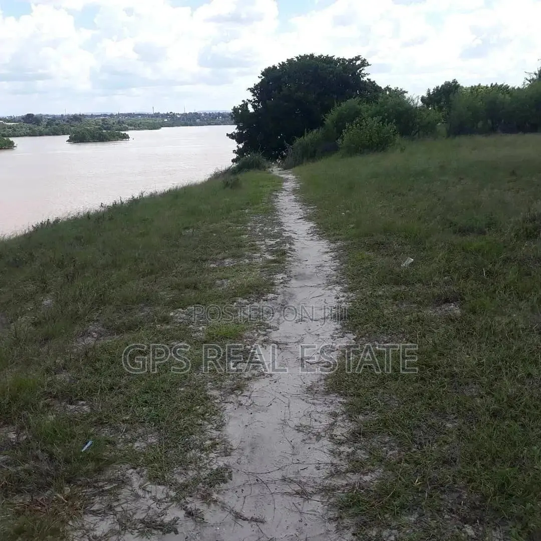 Plot for Sale in Temeke