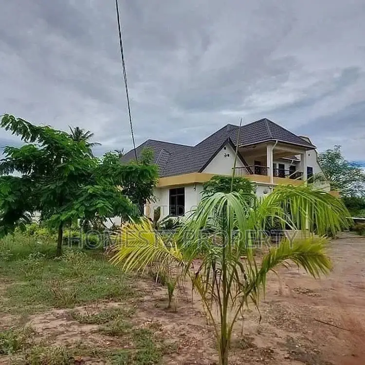 Flat House For Sale in Kinondoni