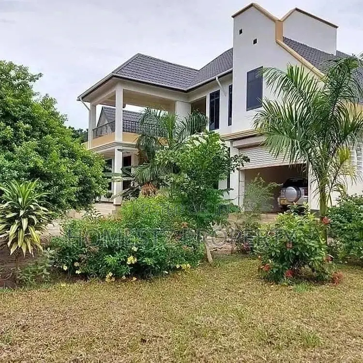 Flat House For Sale in Kinondoni