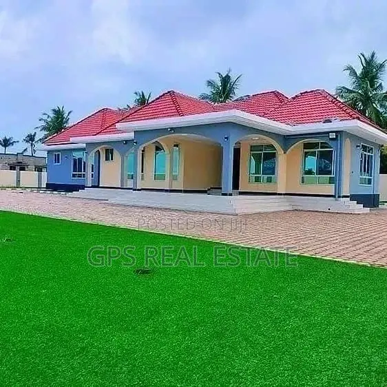 Four Bedroom House In Bahari Beach For Sale in Kinondoni