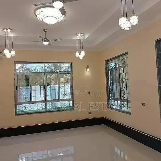 Four Bedroom House In Bahari Beach For Sale in Kinondoni
