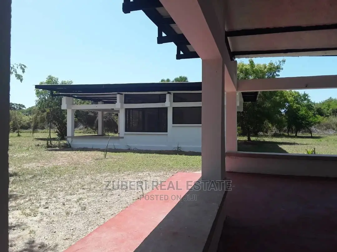 3bdrm Apartment in Pangani, Bweni for Sale in Bweni