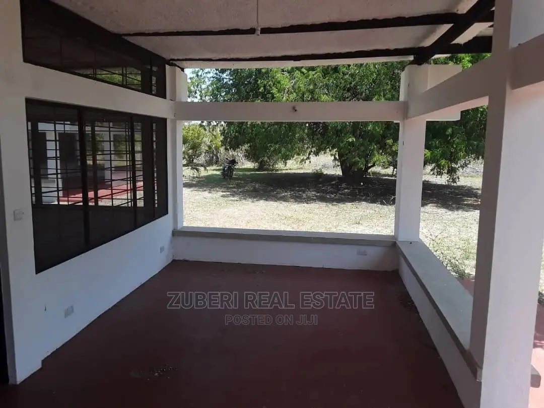 3bdrm Apartment in Pangani, Bweni for Sale in Bweni