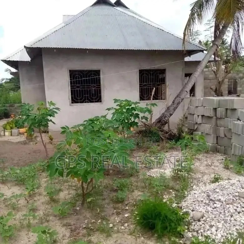 Hkuse For Sale in Temeke