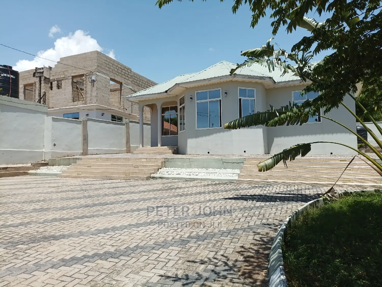 3bdrm House in Mbezi for Sale in Mbezi