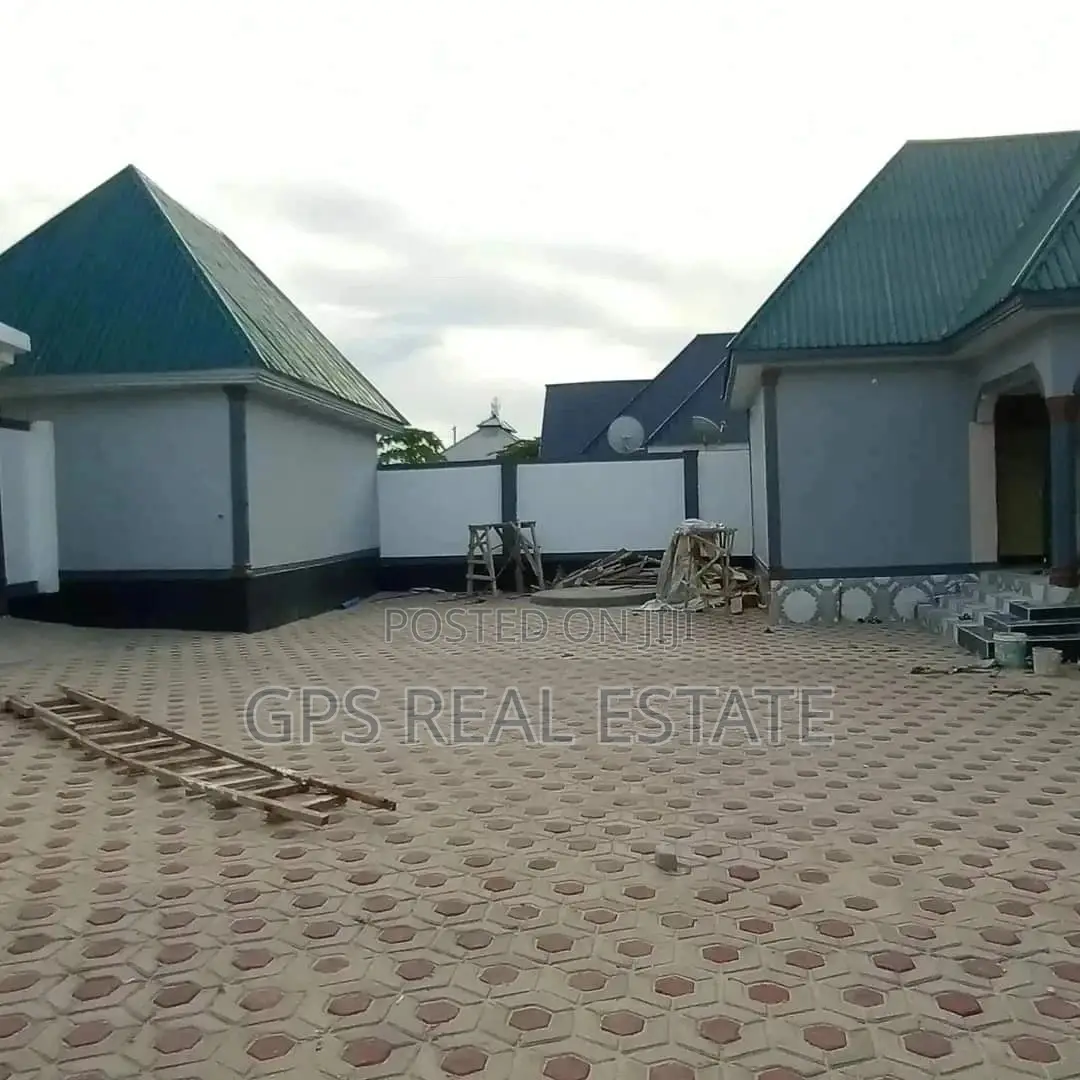4bdrm House in Max Evarist, Chamazi for Sale in Chamazi