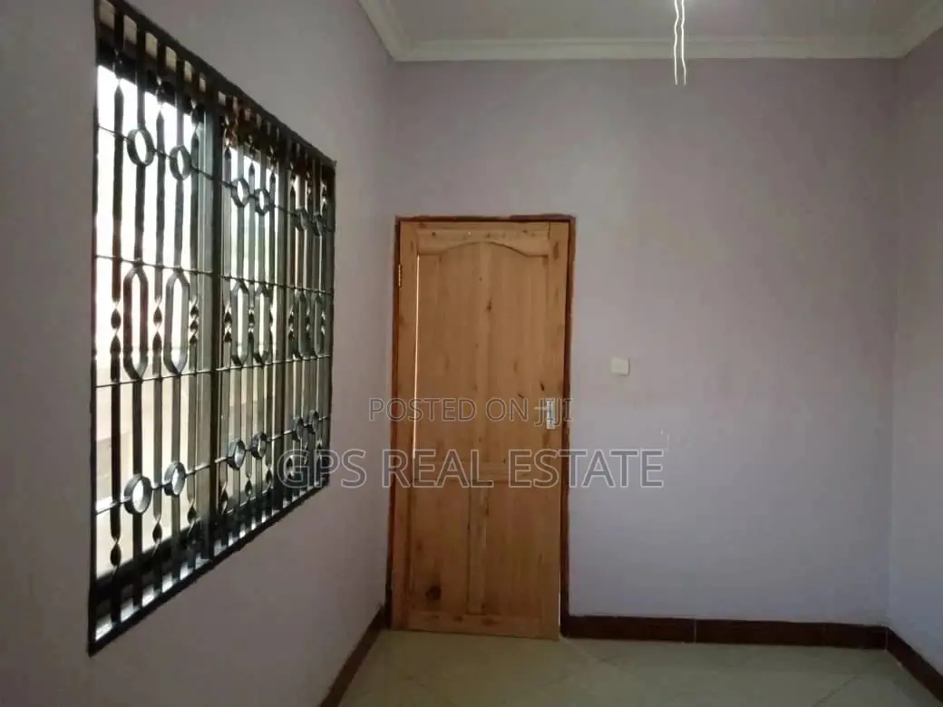 3bdrm House in Max Evarist, Kinondoni for Sale in Kinondoni