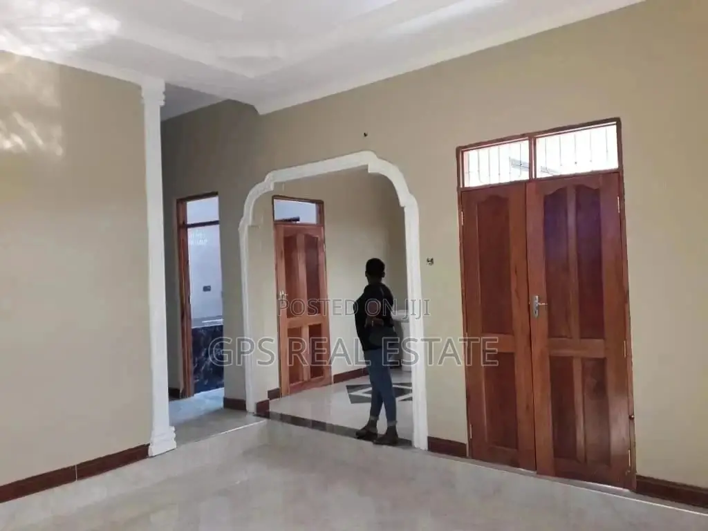 Hoise For Sale in Temeke