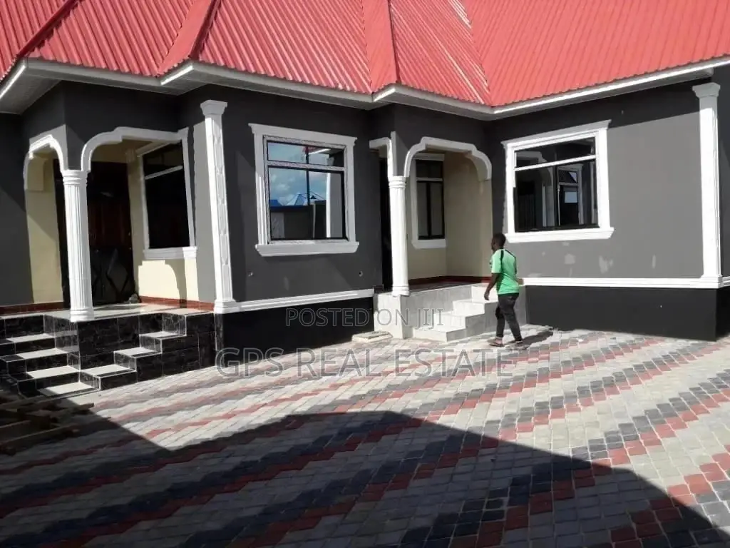 Hoise For Sale in Temeke