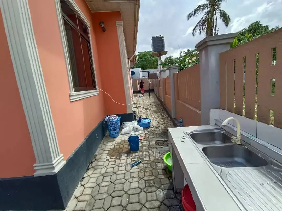 1bdrm Apartment in Kimara for Rent in Kimara